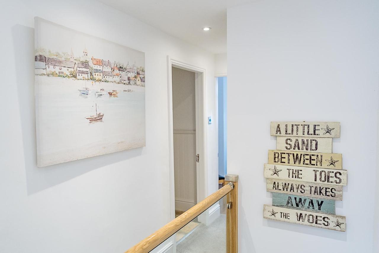Sunny Seaside Beach House Lytham Centre Sleeps 8 Lytham St Annes Eksteriør billede